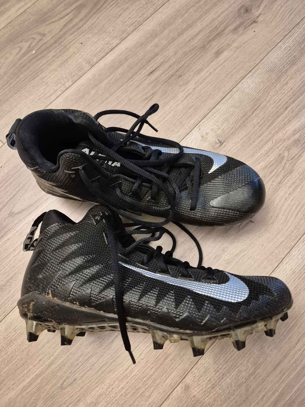 NIKE ALPHA MENACE PRO